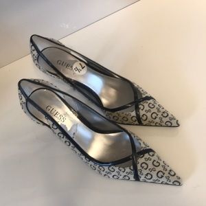 Guess heels BRAND NEW NEVER WORN